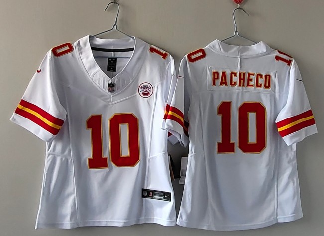 Youth Kansas City Chiefs #10 Isiah Pacheco White F.U.S.E Vapor Untouchable Limited Stitched Football Jersey