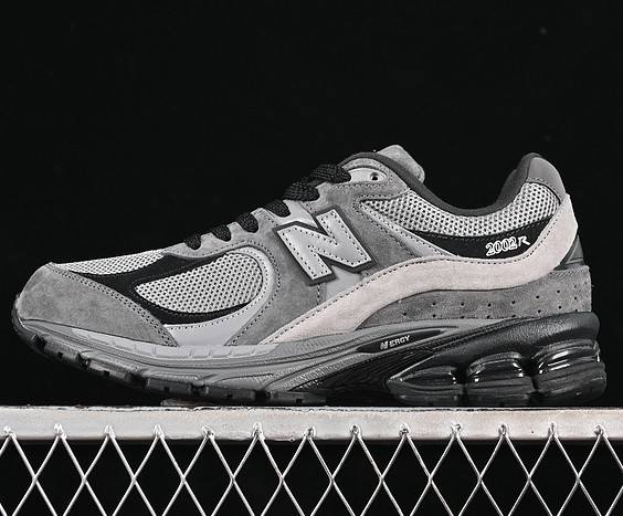 New Balance 2002R Castlerock Shadow Grey Black M2002RCL Classic Versatile Sneaker