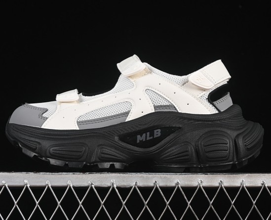 Winner Chunky Mask New York Yankees MLB White Black (Women's USW5-8 Men's US7-10) 3ASDW0153-50IVS Sneaker
