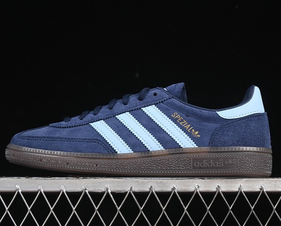 adidas Originals Handball Spezial Collegiate Navy Clear Sky BD7633 (Men's US7-11 Women's USW4-7.5) Sneaker